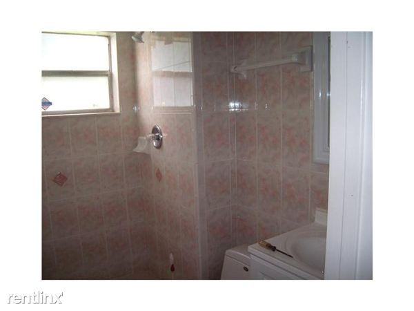 2420 SW 81st Ave - Photo 3 of 16