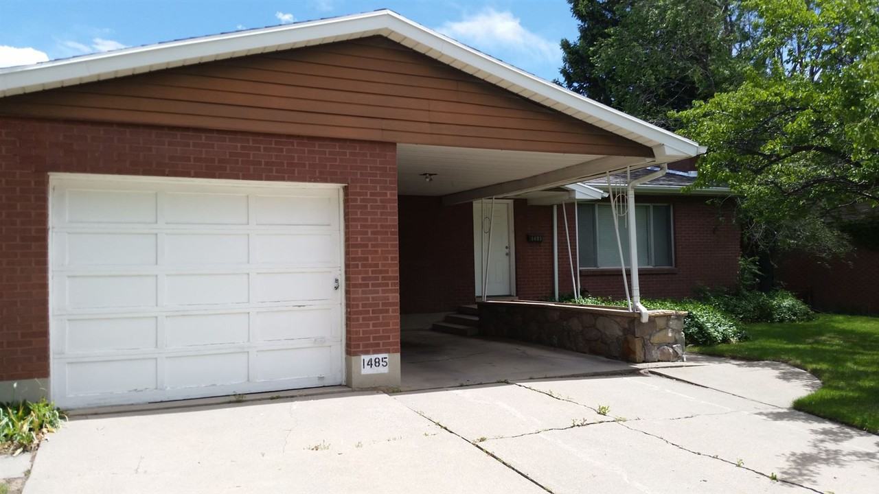1485 S 1900 E - Photo 2 of 19