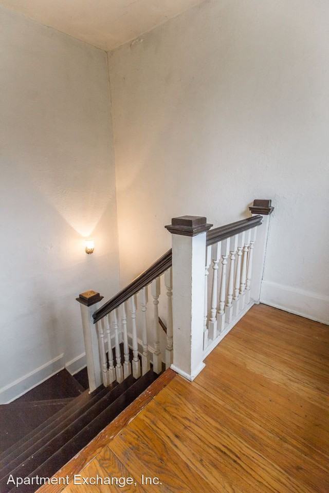 1020 Claytonia Ter - Photo 2 of 38