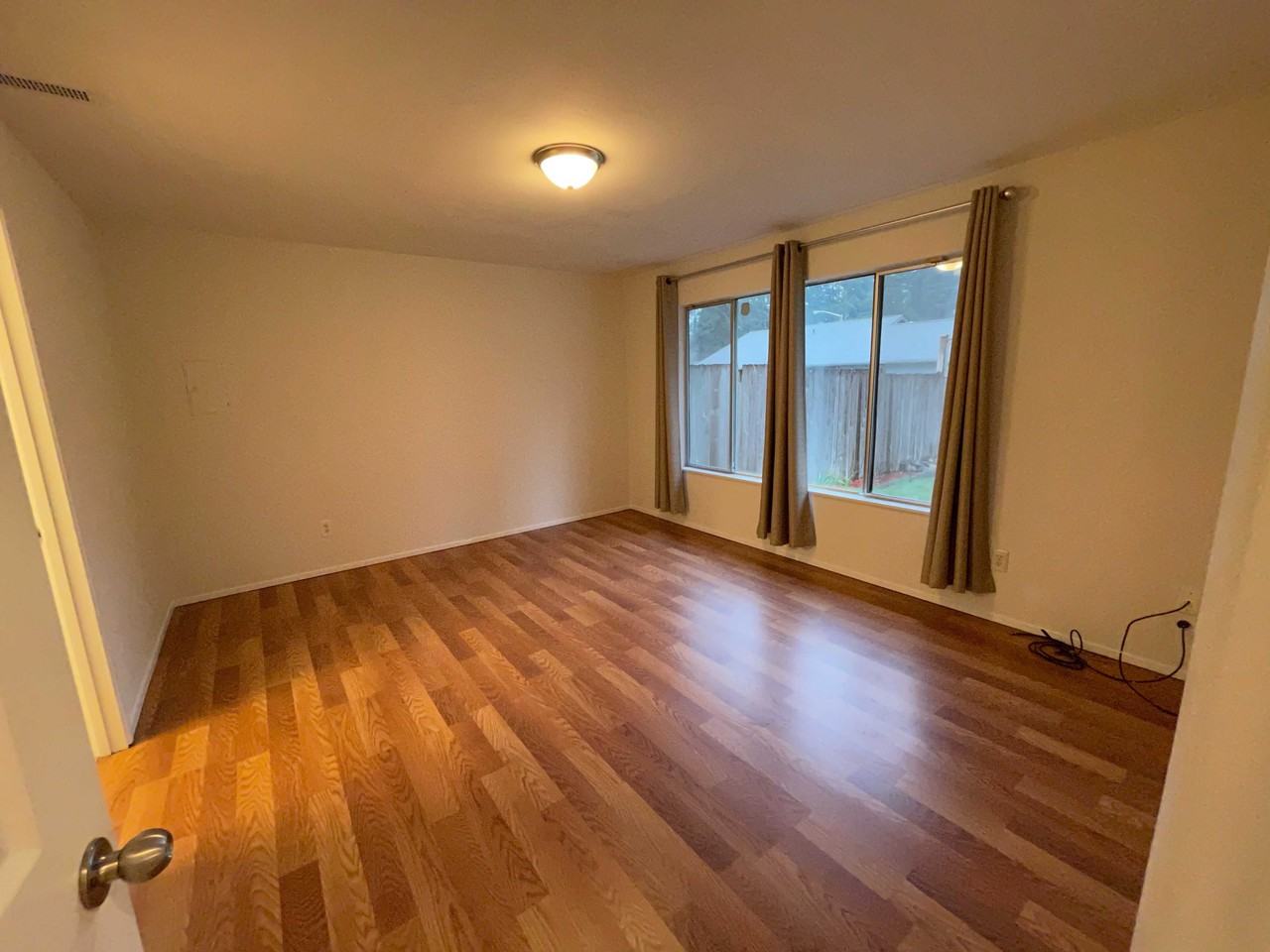 19417 Se 265th St - Photo 3 of 17