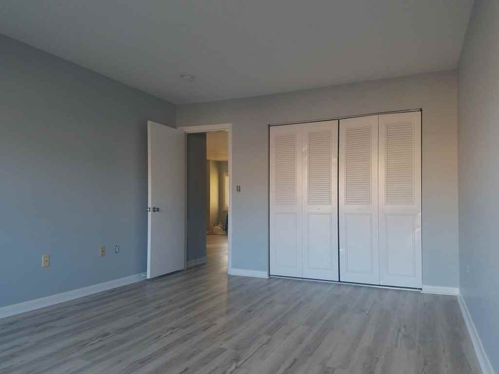 17 Beach St Unit G - Photo 2 of 8