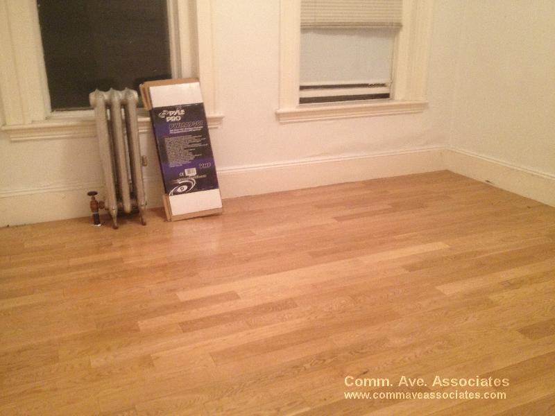 146 Oxford St #8 - Photo 3 of 9