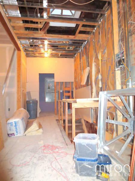 170 Freeman St #2 - Photo 3 of 4