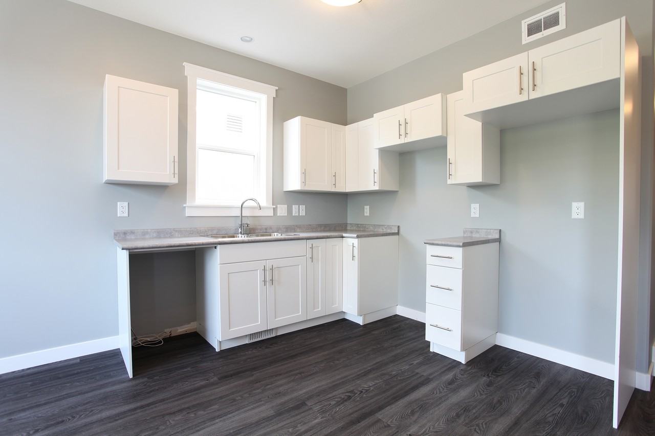 2271 Pasqua Street #B - Photo 3 of 9