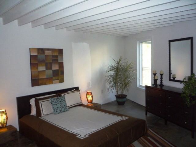 701 W Trinity Ave - Photo 2 of 9