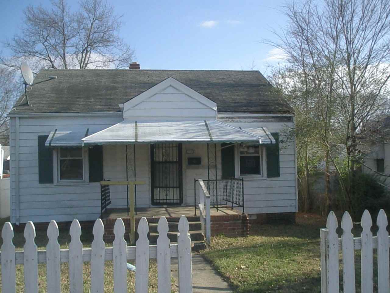 1715 Mechanicsville Turnpike - Photo 2 of 2