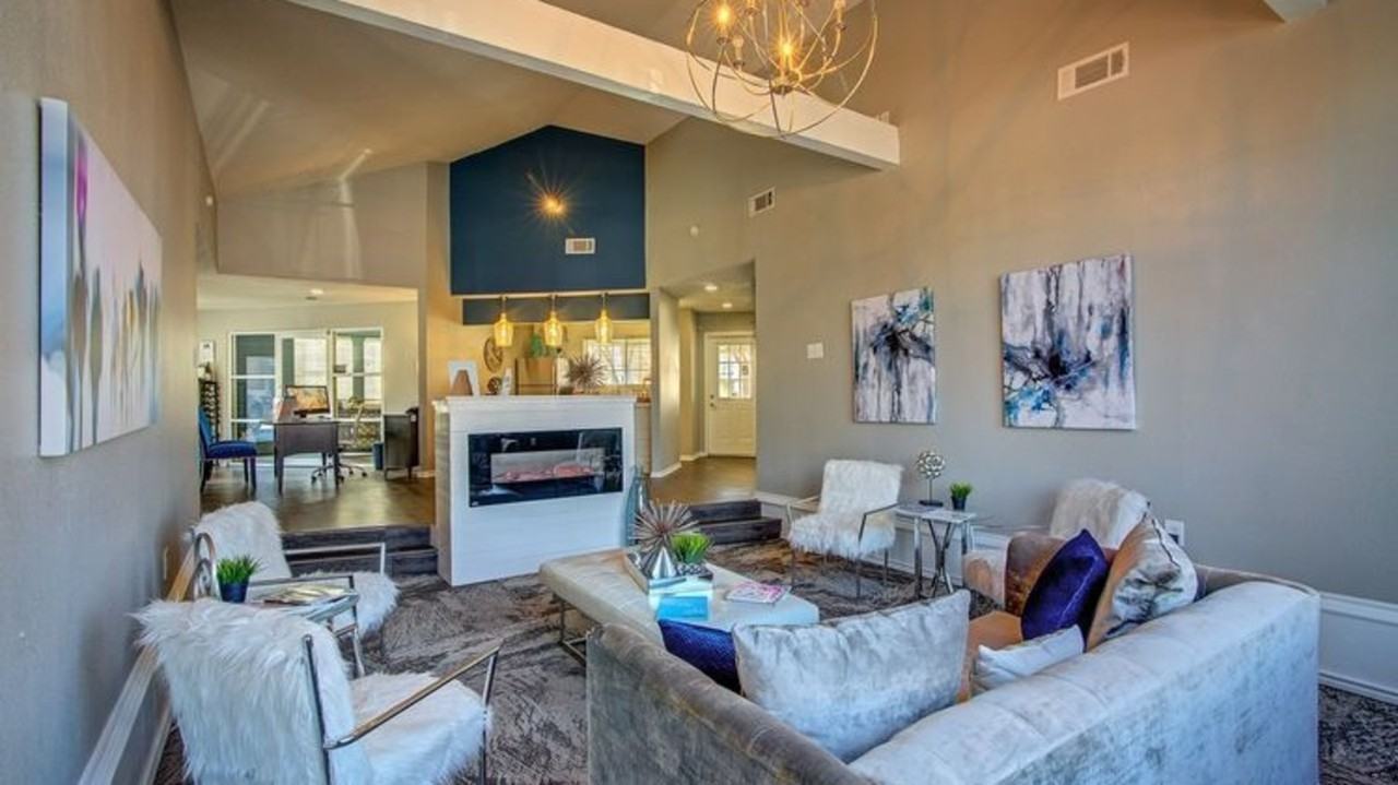 903 Road To Six Flags W - Photo 3 of 50