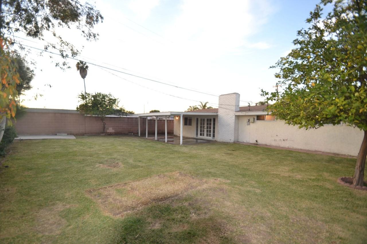 13914 Bora Dr - Photo 2 of 3