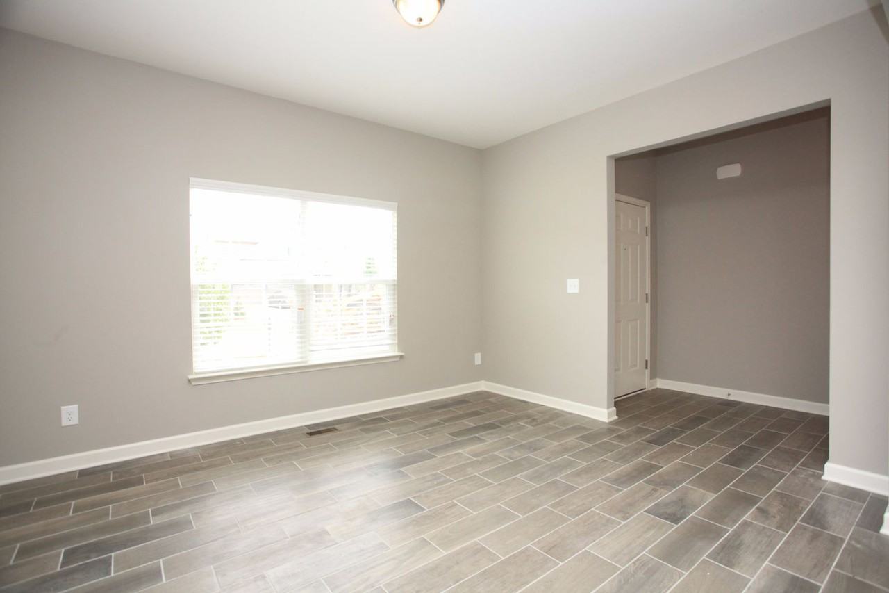 126 Four Seasons Way - Photo 2 of 19