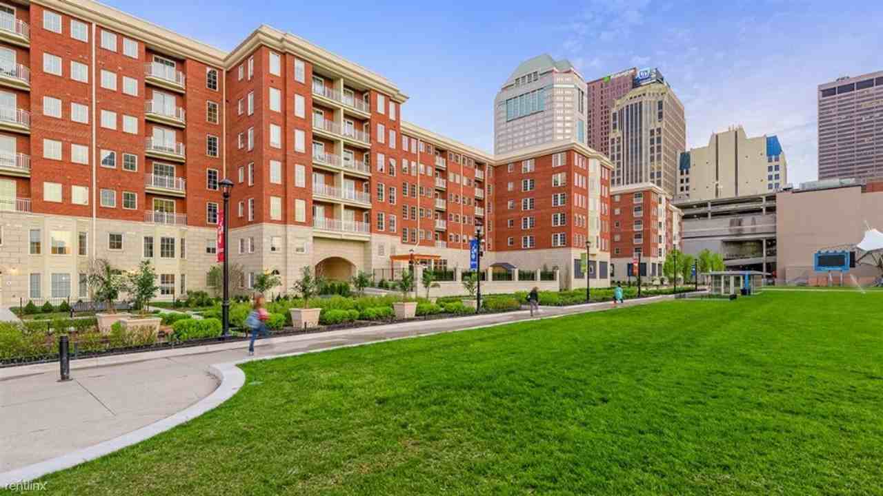 Landing Furnished Apartment Highpoint on Columbus Commons - Photo 3 of 49