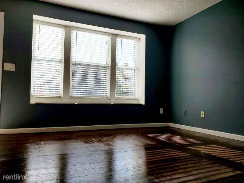 7862 Barkwood Dr - Photo 2 of 18