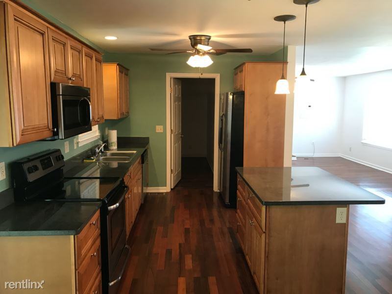 6 E Wantoot Blvd - Photo 3 of 20