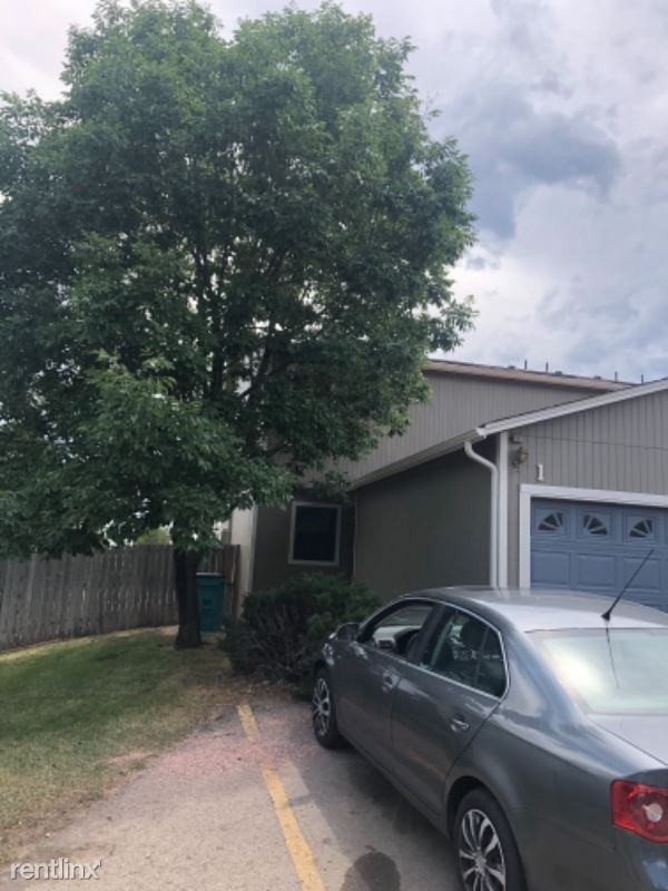 3219 3219 Sumac St 1 - Photo 3 of 16