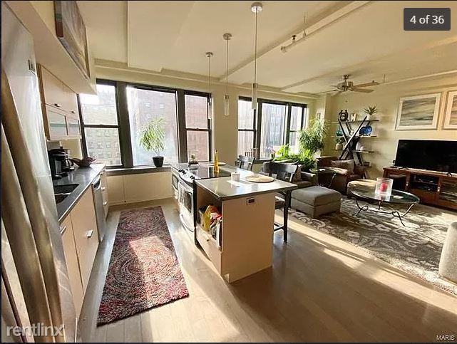 915 915 Olive St 906 - Photo 3 of 45