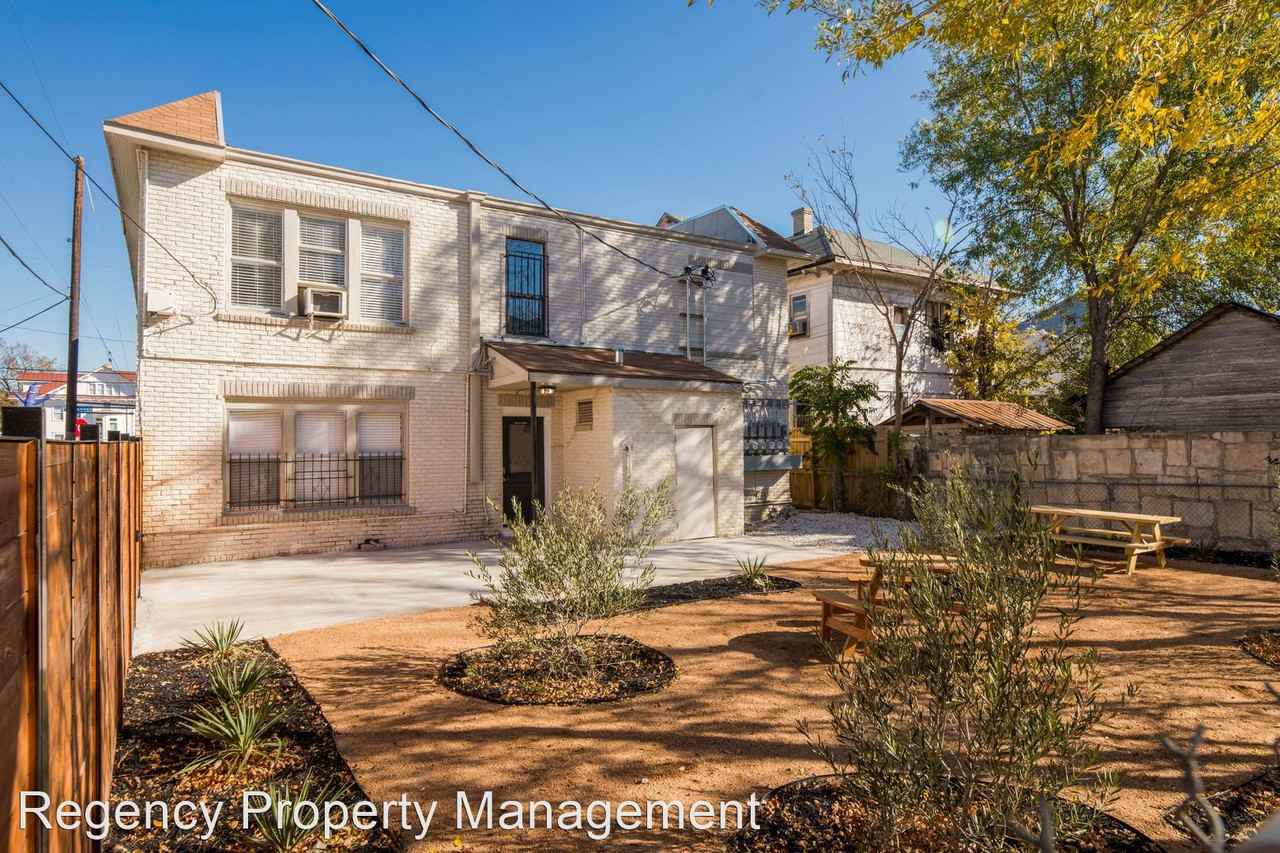 1625 McCullough - Photo 3 of 16