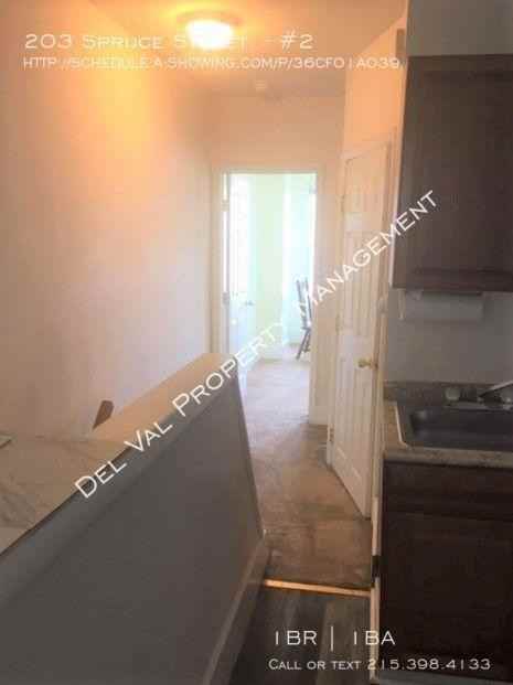 203 Spruce St - Photo 2 of 6