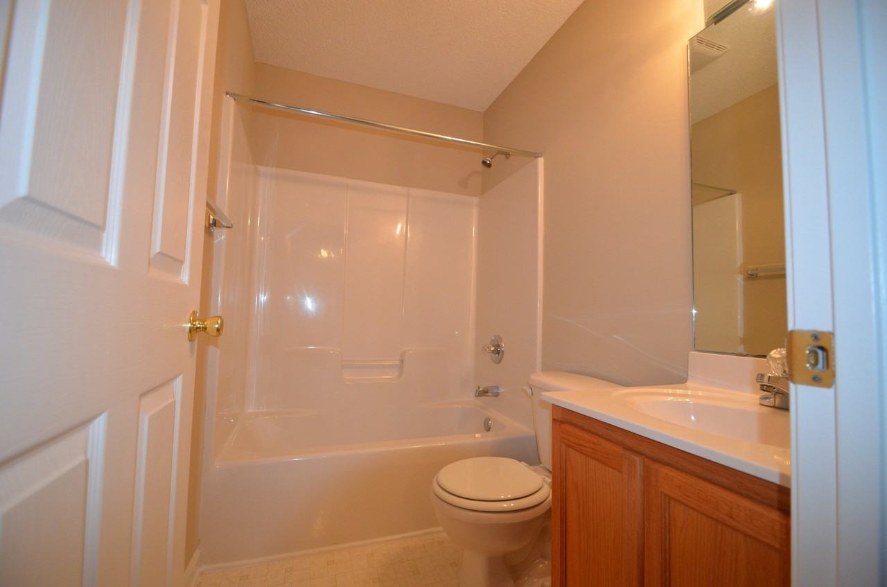 103 Red Bud Ln - Photo 2 of 9