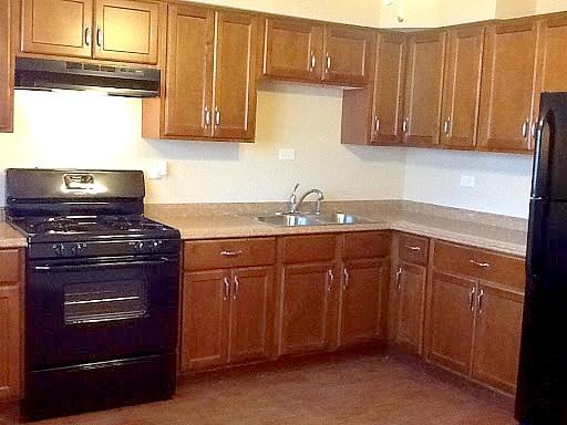 18921 Anthony Ave - Photo 3 of 11