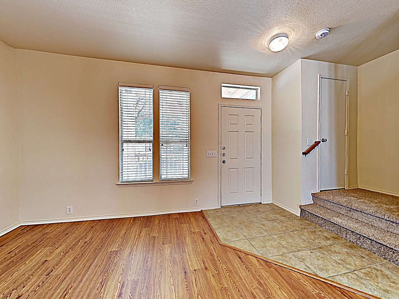 4129 Macy Ln - Photo 3 of 12