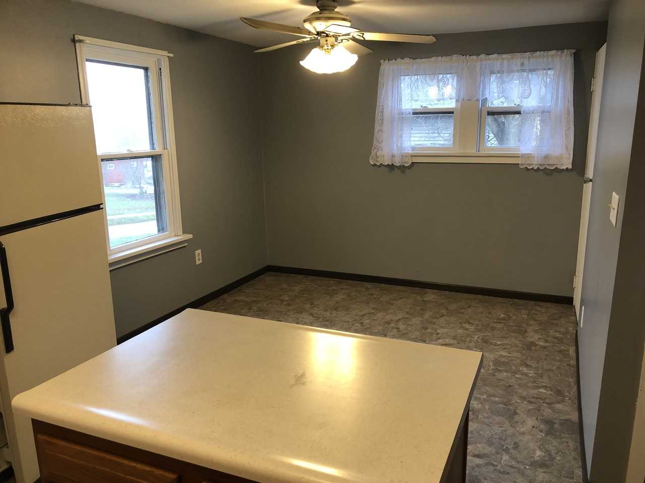 213 213 Marion Street - Photo 3 of 10