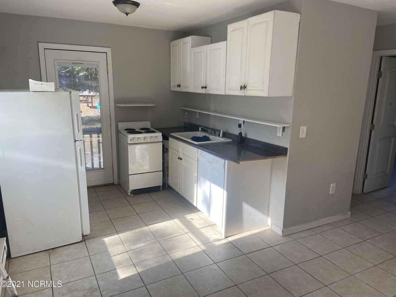 5117 Wrightsville Ave - Photo 2 of 9