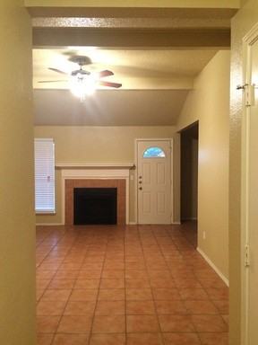 1704 Bayou Dr - Photo 3 of 19