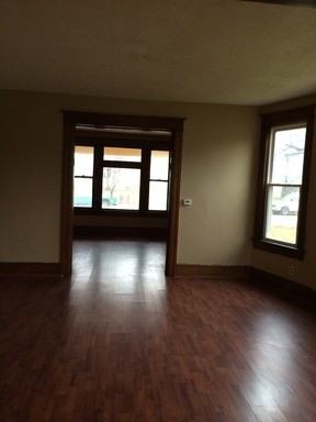 335 W Creighton Ave - Photo 3 of 12