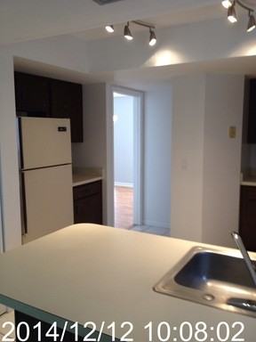 8 Surrey Ct - Photo 3 of 21