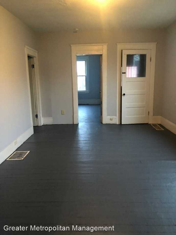 3317 Trowbridge Avenue - Photo 2 of 7