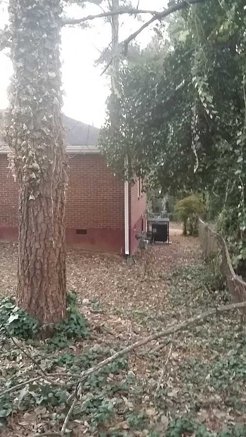 2650 Macon Dr SW - Photo 3 of 5