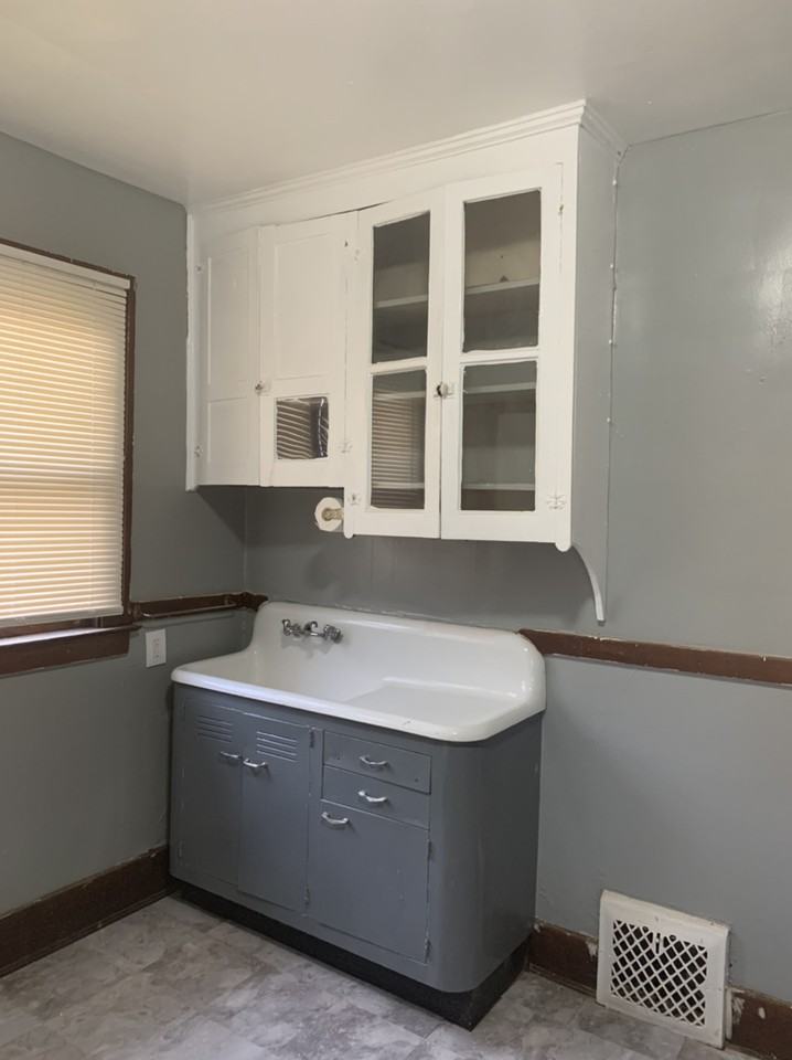 5088 Bewick St - Photo 2 of 6