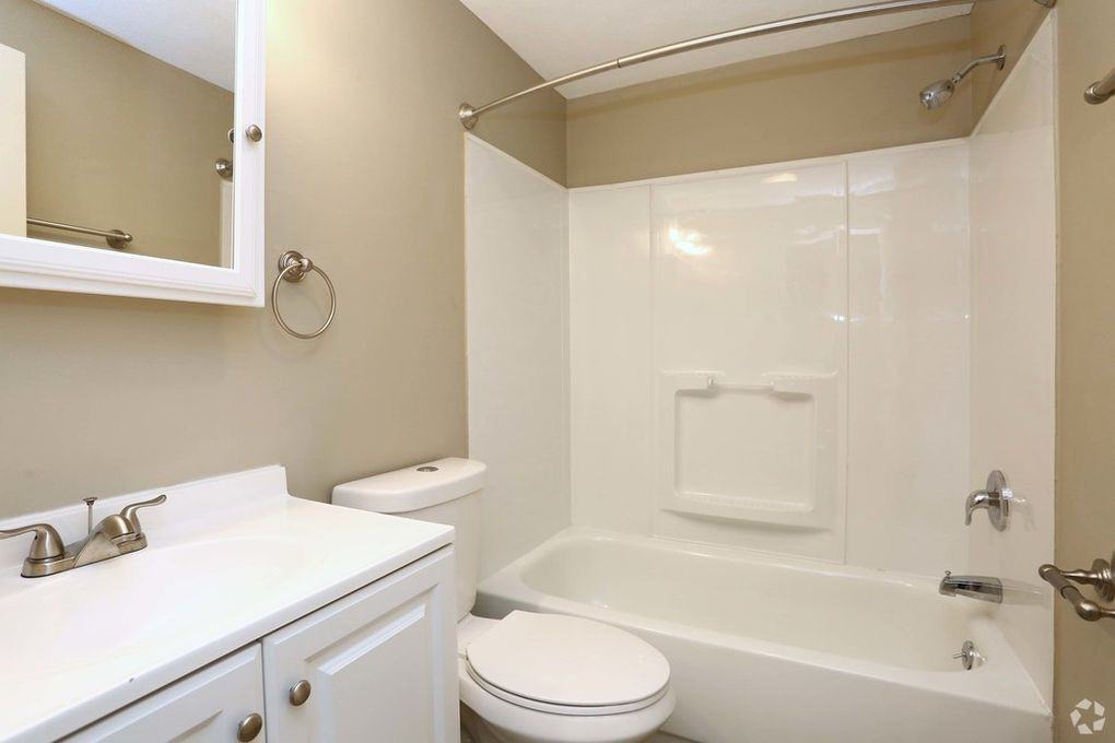 200 Southwick Road #13 - Photo 6 of 12