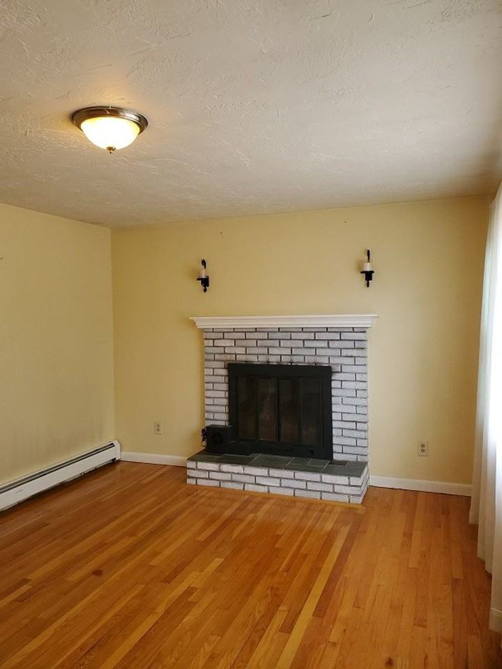 32 Ingram Road - Photo 3 of 13