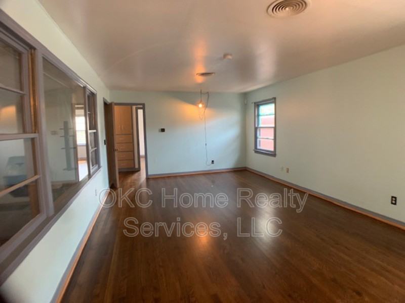 3850 Nw 32nd St - Photo 2 of 23