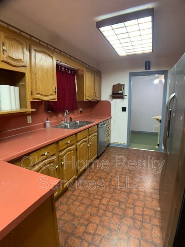 3850 Nw 32nd St - Photo 3 of 23