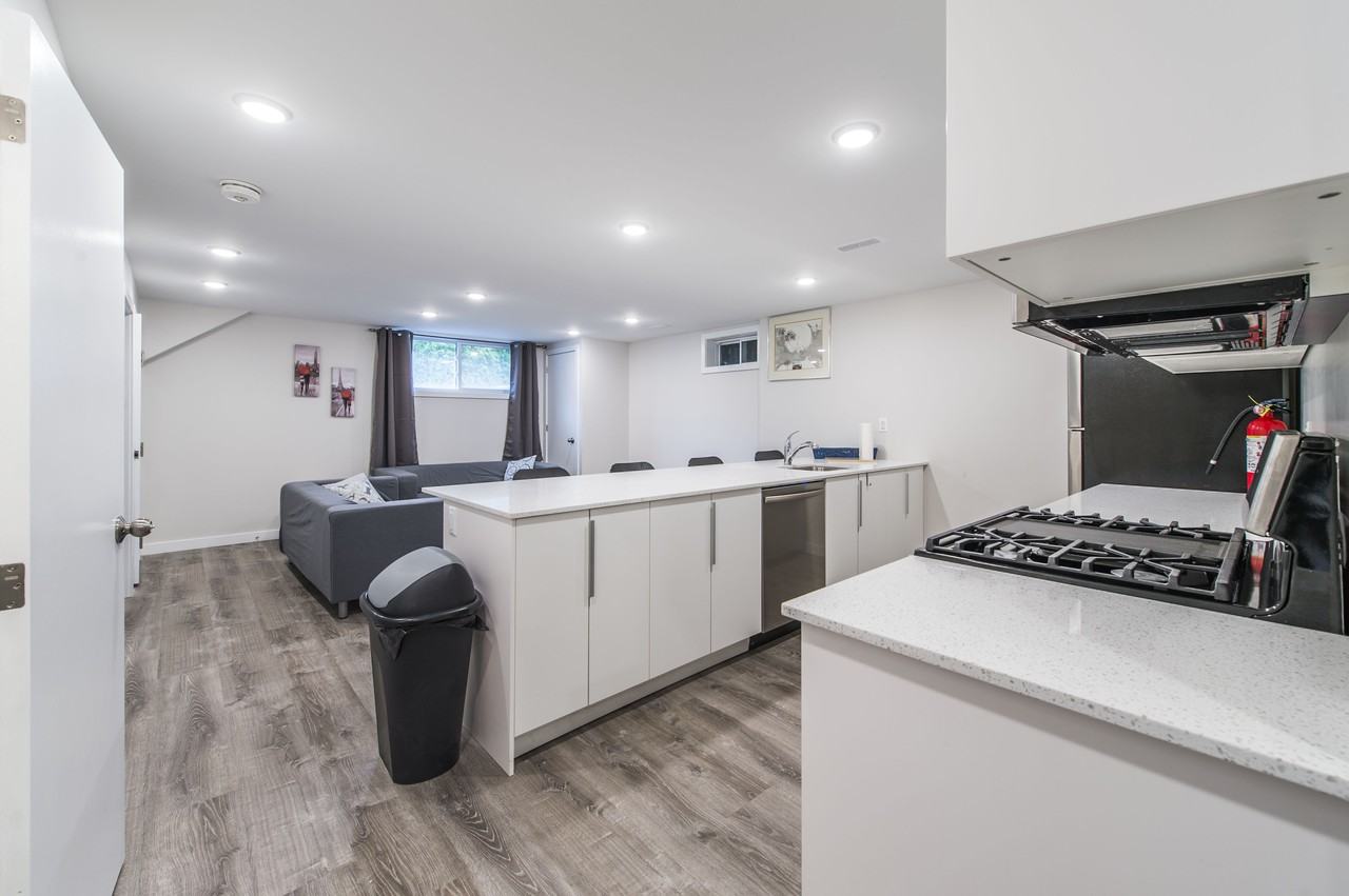 96 Lotta Avenue #B - Photo 4 of 11