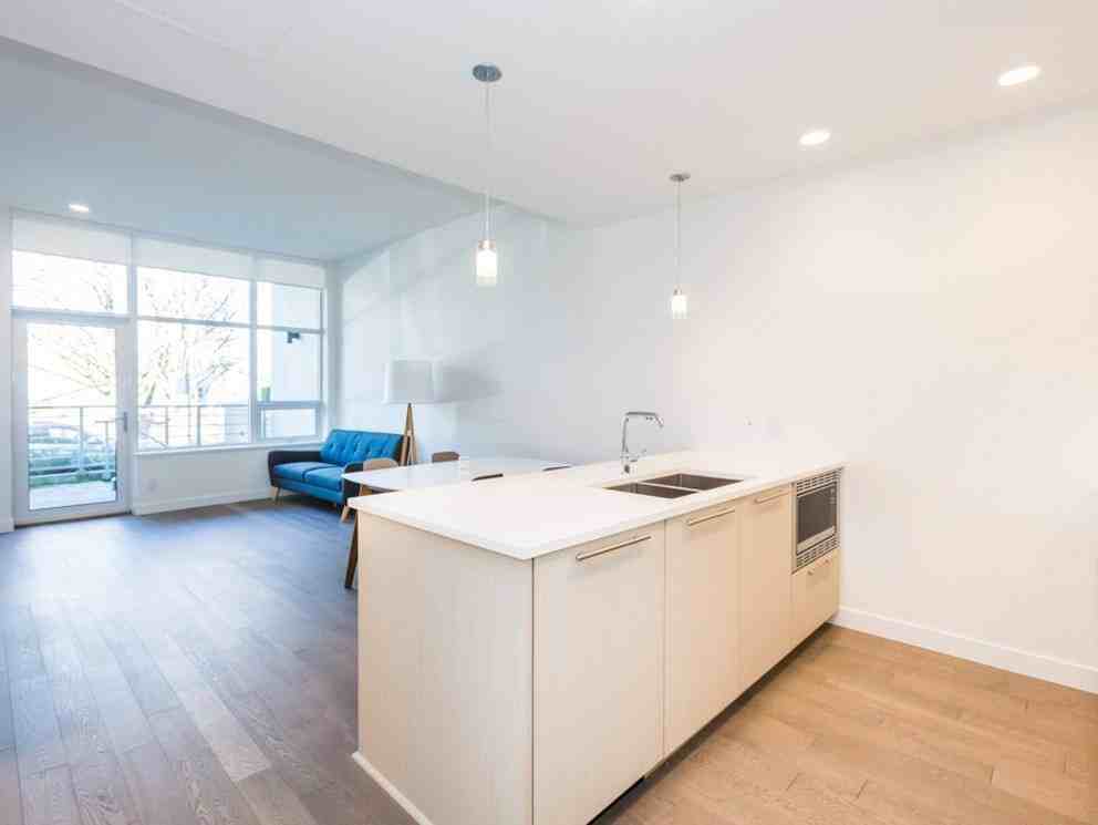 4963 Cambie Street #102