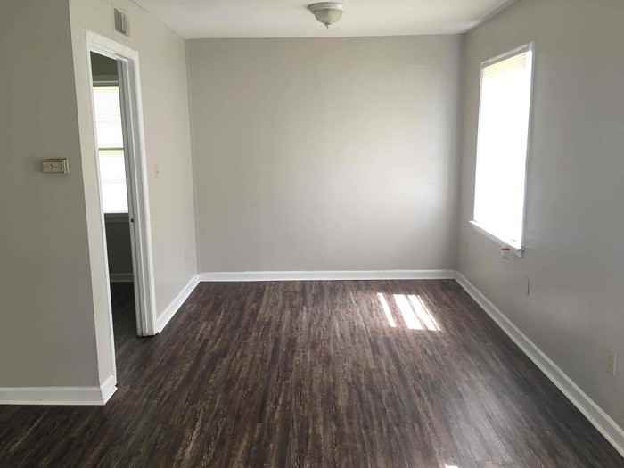 1366 Mary Jane Ave - Photo 2 of 9