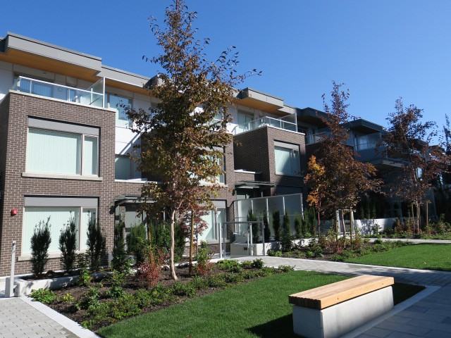 9050 Highland Court #122