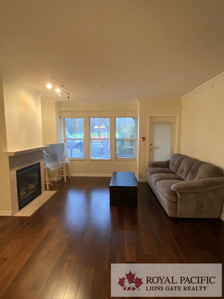 6258 Ash Street - Photo 4 of 20