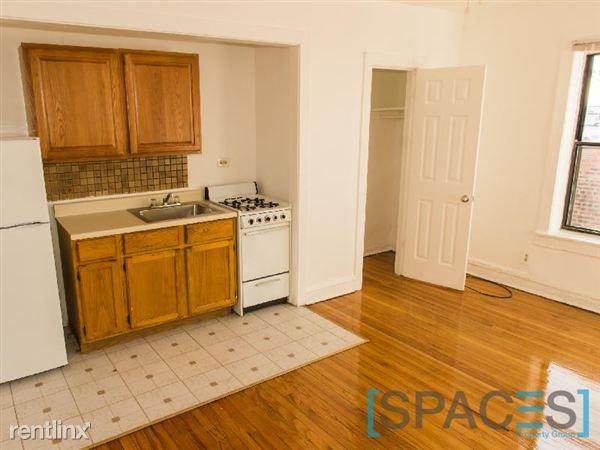 4604 N Beacon St - Photo 3 of 4