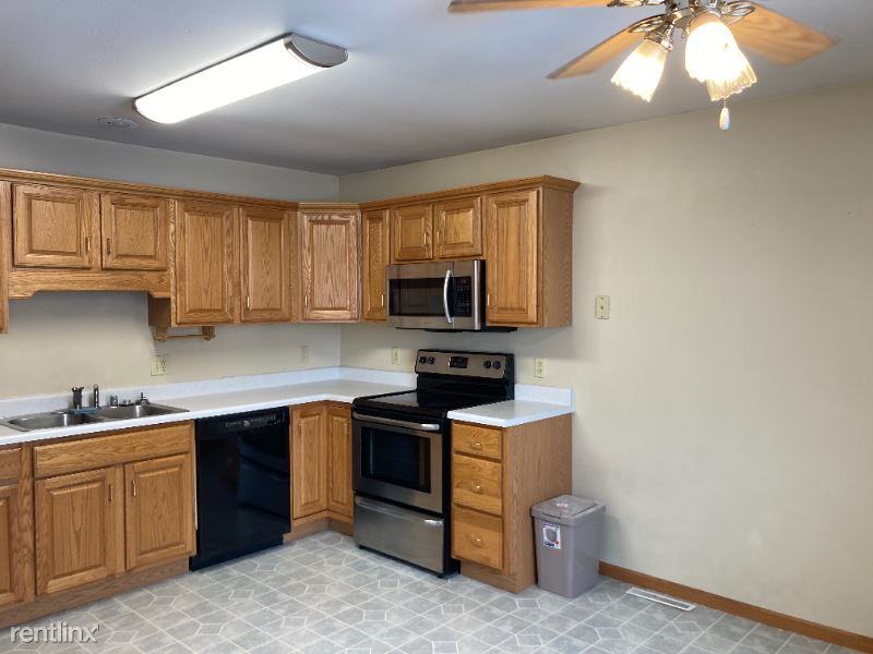 2195 Trenton Rd - Photo 3 of 17