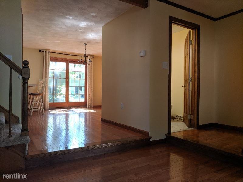 835 Wellman Ave - Photo 2 of 7