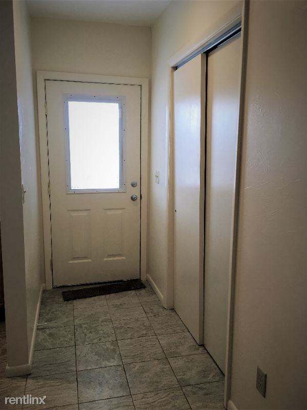 1221 Walnut St - Photo 2 of 22