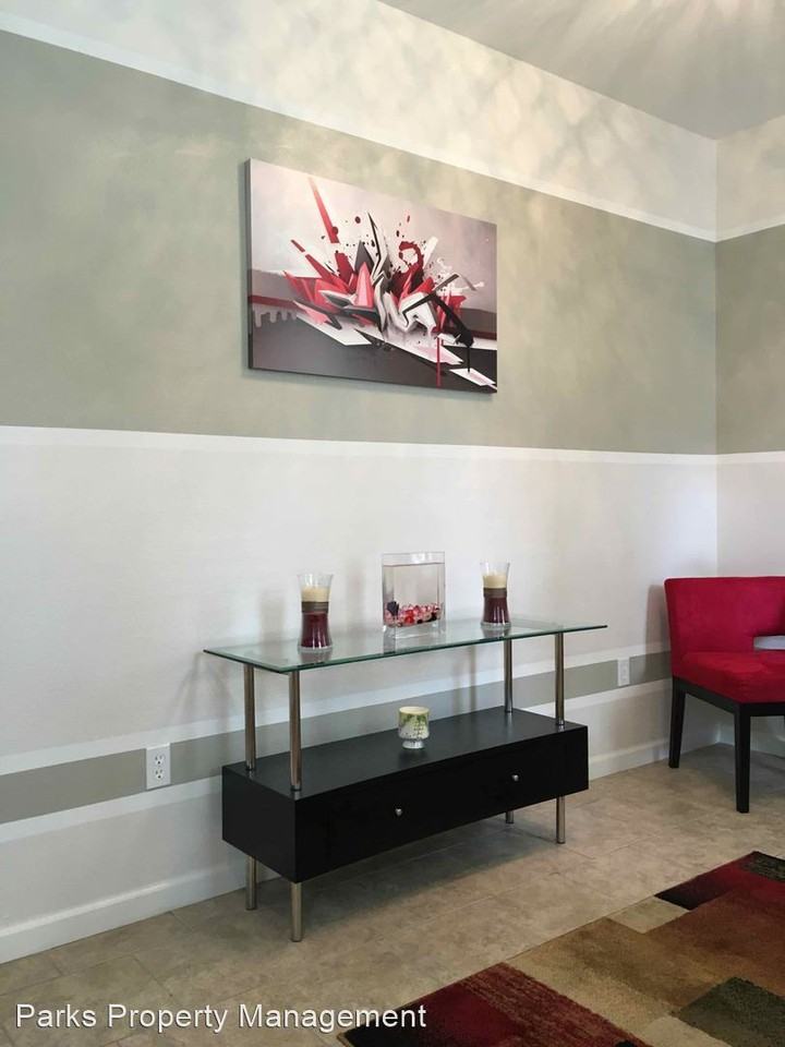 1204 Martin Luther King Dr - Photo 2 of 17