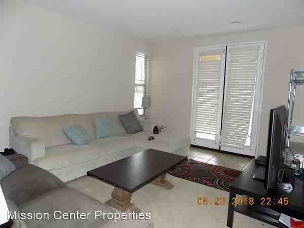 8301 Rio San Diego Dr - Photo 2 of 9