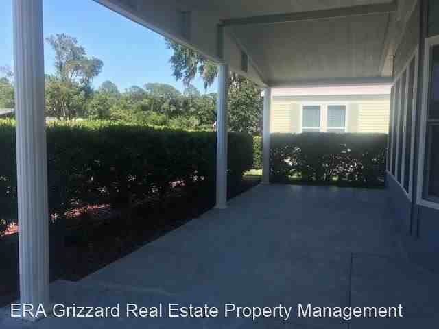 602 Eastwood Ln - Photo 2 of 13