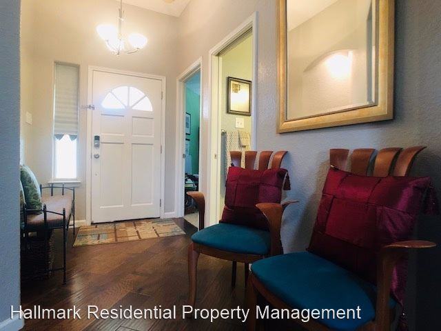 11 Campden Ct - Photo 2 of 21
