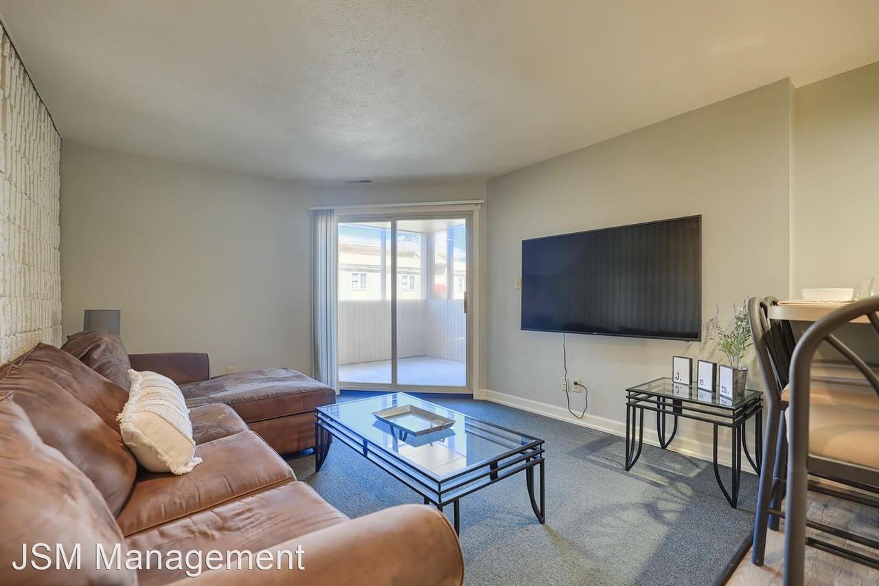 505 E Healey St - Photo 3 of 30