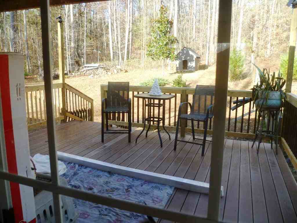 114 Blue Branch Rd - Photo 2 of 17